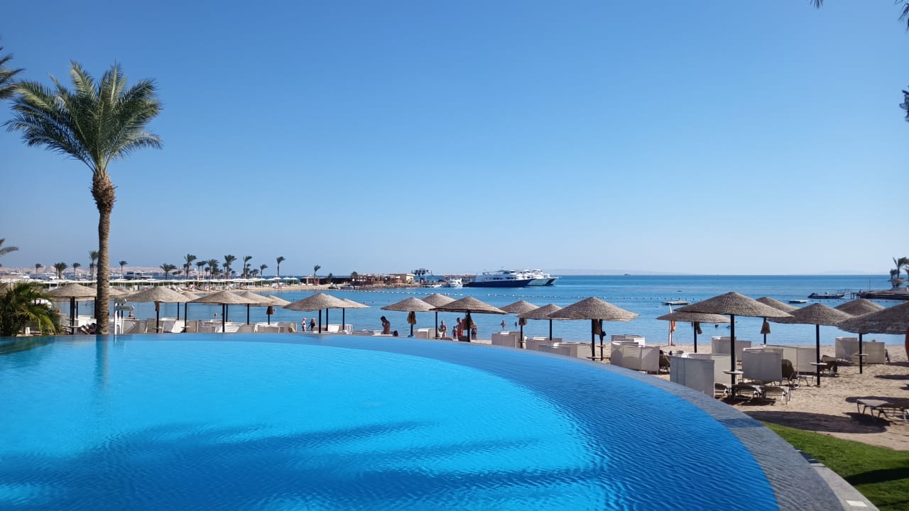 Pool JAZ Elite Casa del Mar Beach