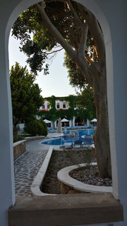 Blick vom Balkon Ekaterini Hotel