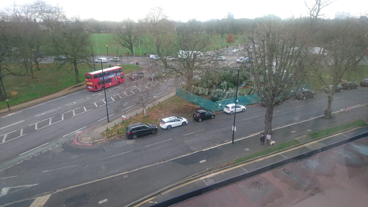 Ausblick DoubleTree Hotel by Hilton London – Ealing