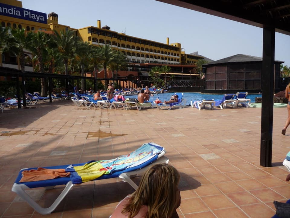 Pool und Hauptgebäude Occidental Jandía Playa