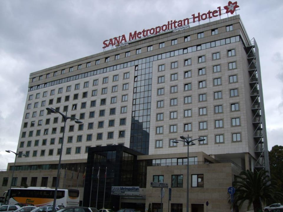 Die Aussenansicht Sana Metropolitan Hotel