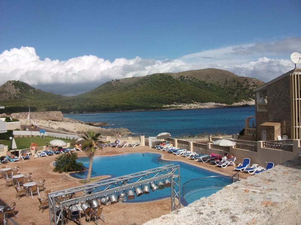 Pool HSM Regana - Adults Only