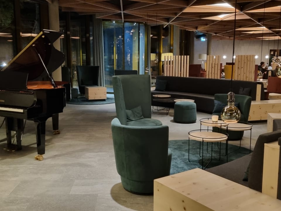 Lobby Hotel Laudinella