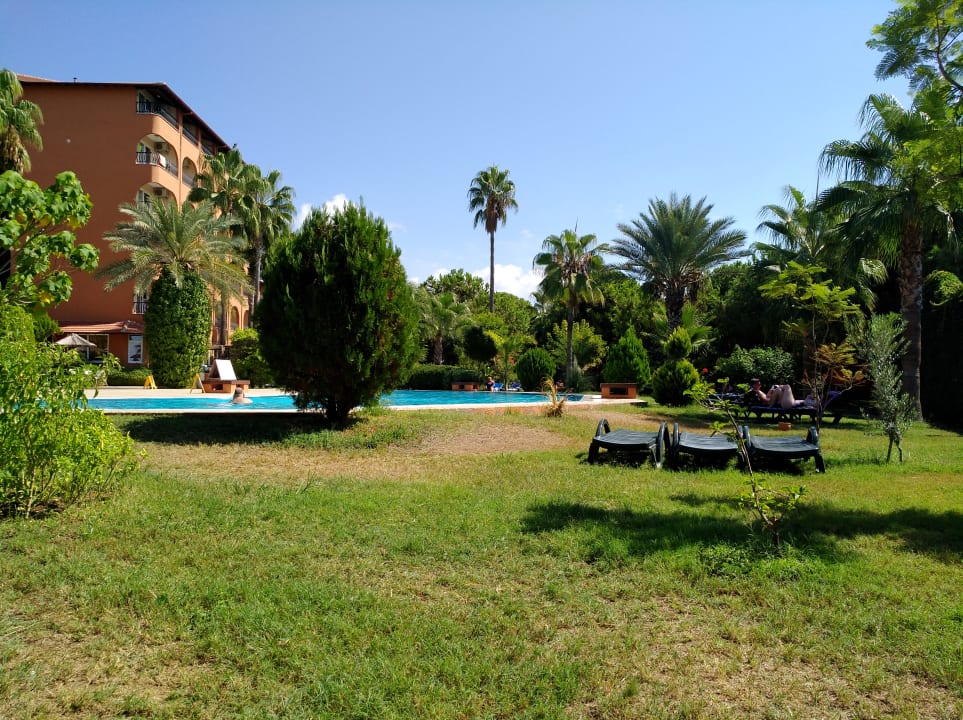 Gartenanlage Club Turtas Beach Hotel