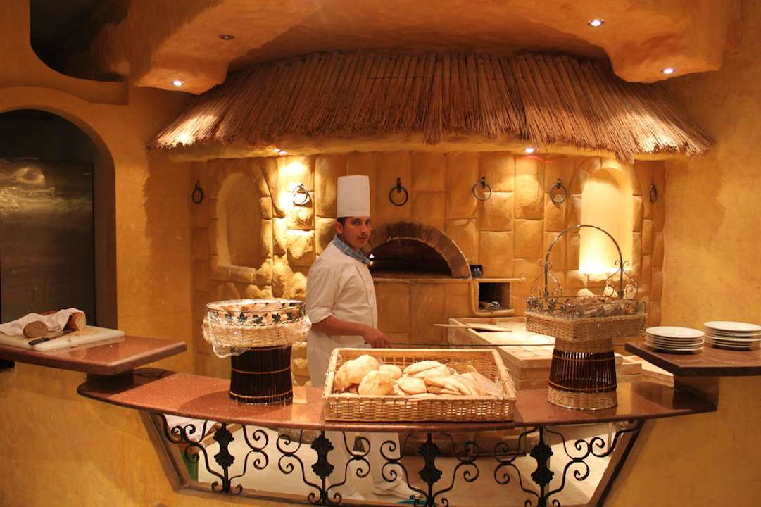 Frisches Fladenbrot Pickalbatros Alf Leila Wa Leila Resort - Neverland Hurghada