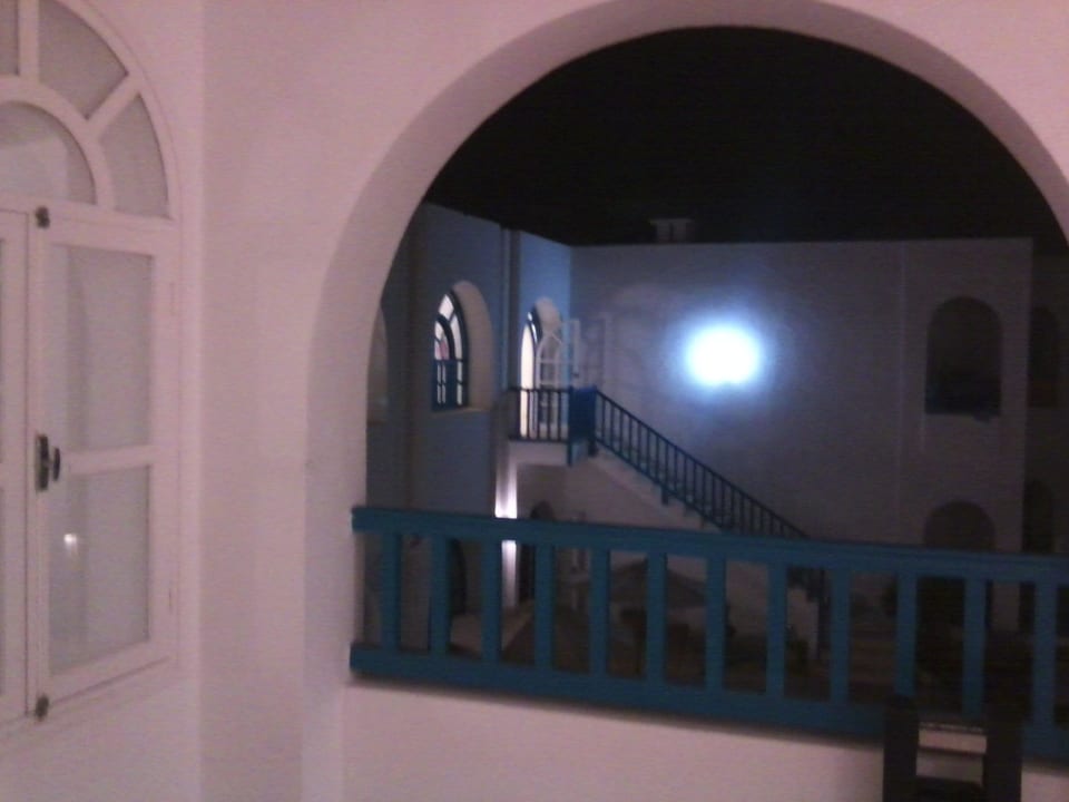 Tür auf  Hotel Dar Salem