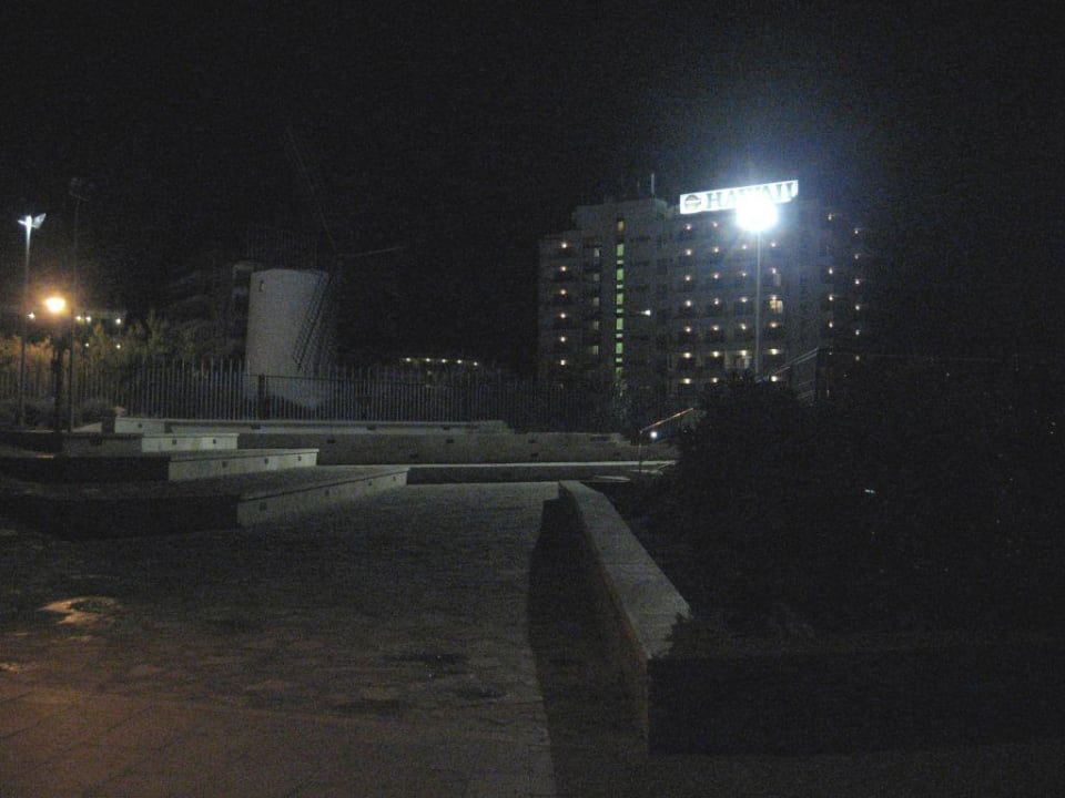 Hotel bei Nacht NYX Hotel Ibiza - adults only