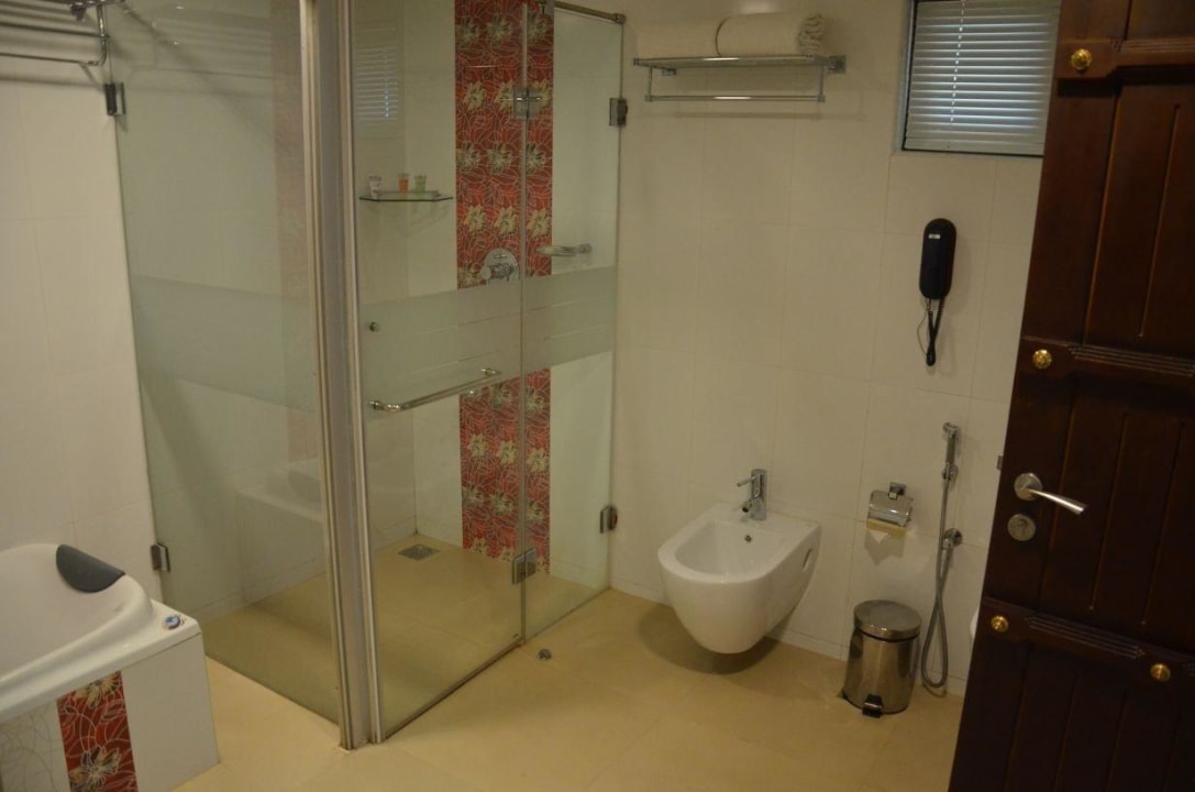 Bad Appartements Lake Palace - A Luxury Backwater Resort