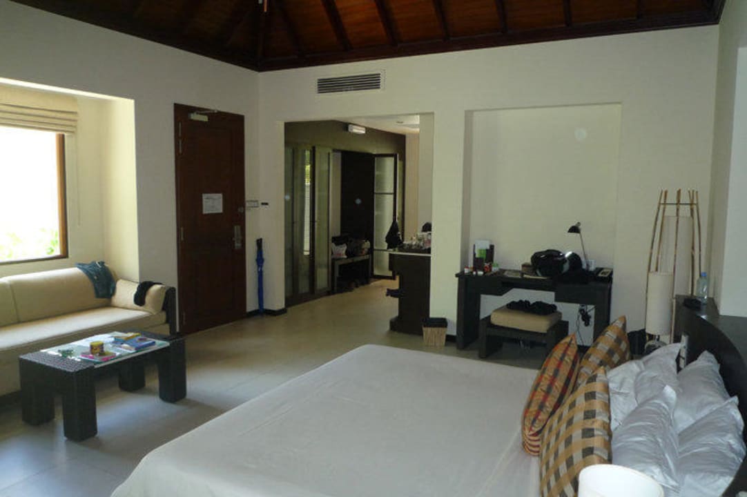 Wohnzimmer, Ankleidebereich Hilton Seychelles Labriz Resort & Spa