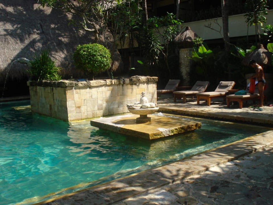 2ter Pool Novotel Bali Benoa Hotel