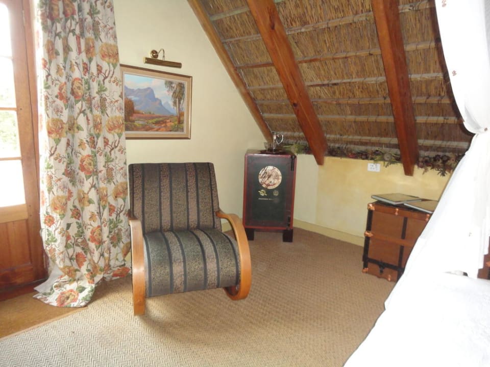 Das Zimmer mit altem Safe Hotel Palmiet Valley Estate