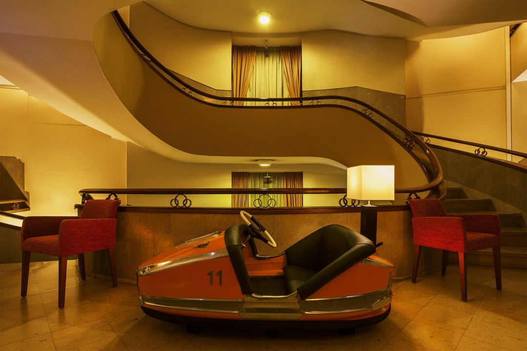 Vintage Bumper Car Hotel Residencial Pao de Acucar