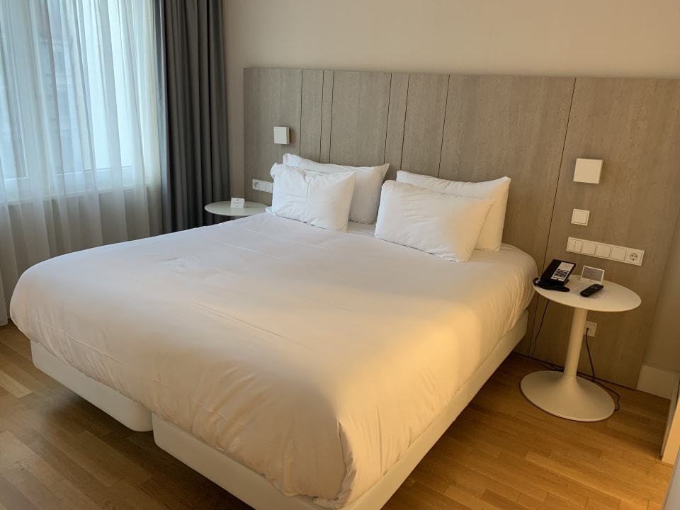 Zimmer NH Collection Hamburg City