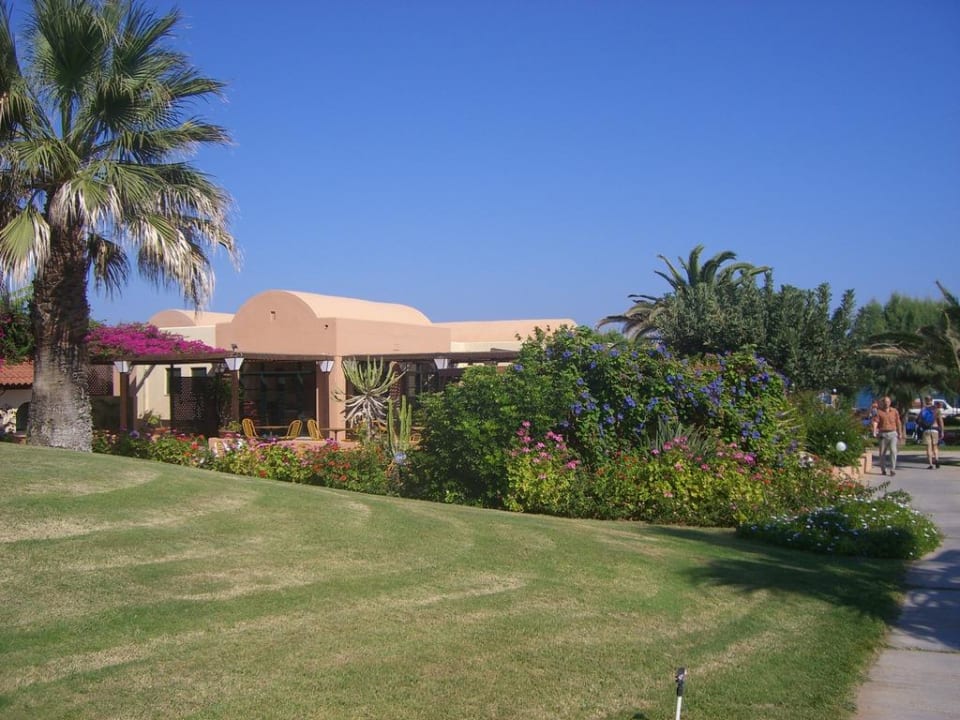 Garten Anissa Beach & Village