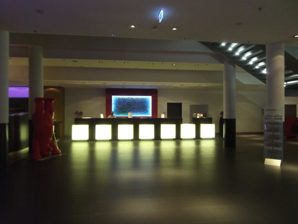 Lobby IntercityHotel Berlin Hauptbahnhof