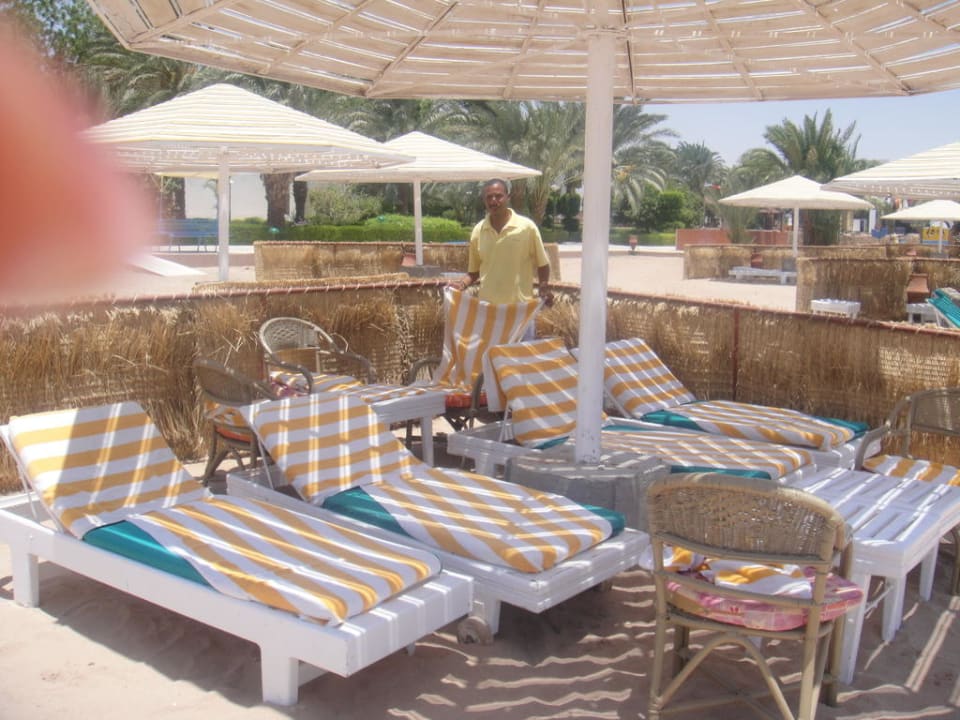 Towels set out beautifully Menaville Safaga