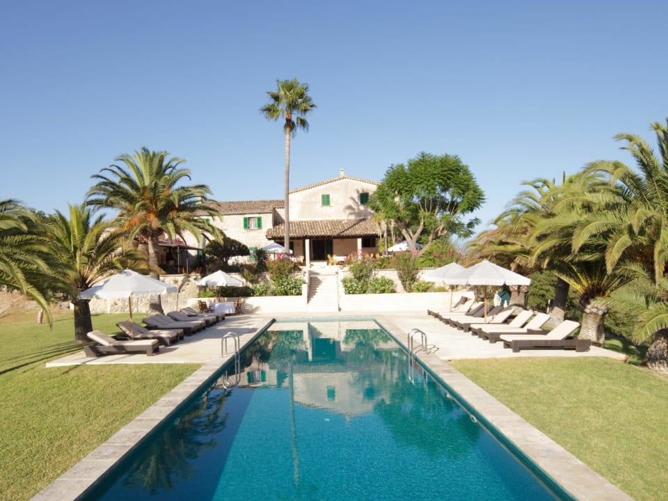 Swimming Pool  Hotel Monnaber Vell