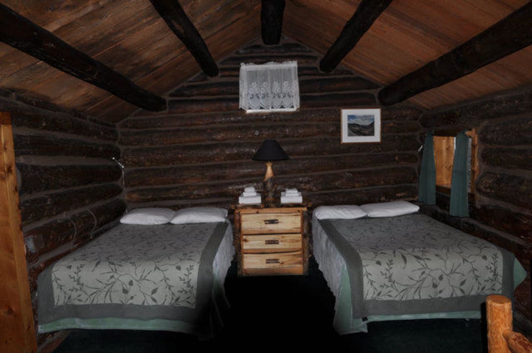 Unsere Cabin von innen Tioga Pass Resort