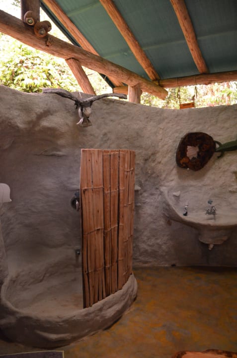 Die wunderschöne Dusche Danta Corcovado Lodge