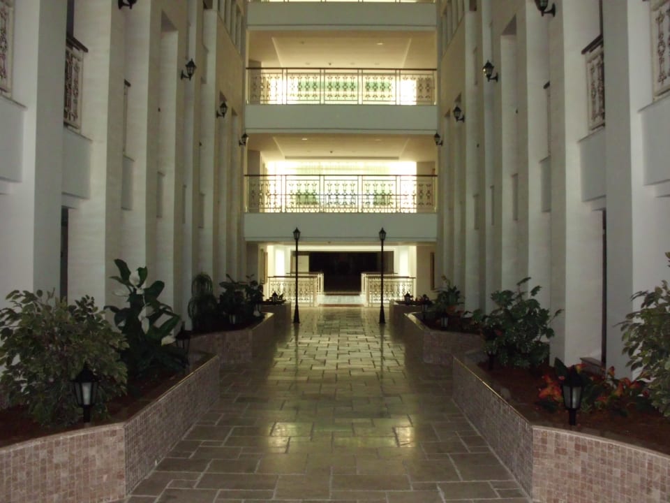 Hotel Alba Queen Hotel