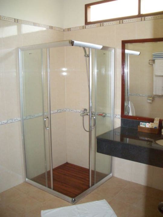 Bad / Dusche im Bungalow Hotel Sunny Beach Resort