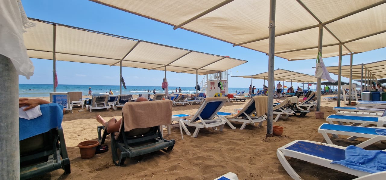 Strand Side West Park Hotel