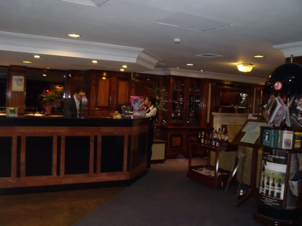 Rezption Hotel Izan Avenue Louise