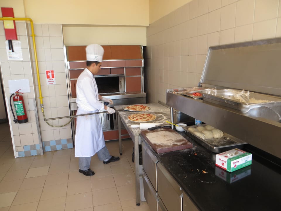 Tolles Snack Bar Essen direkt am Meer IC Hotels Santai Family Resort
