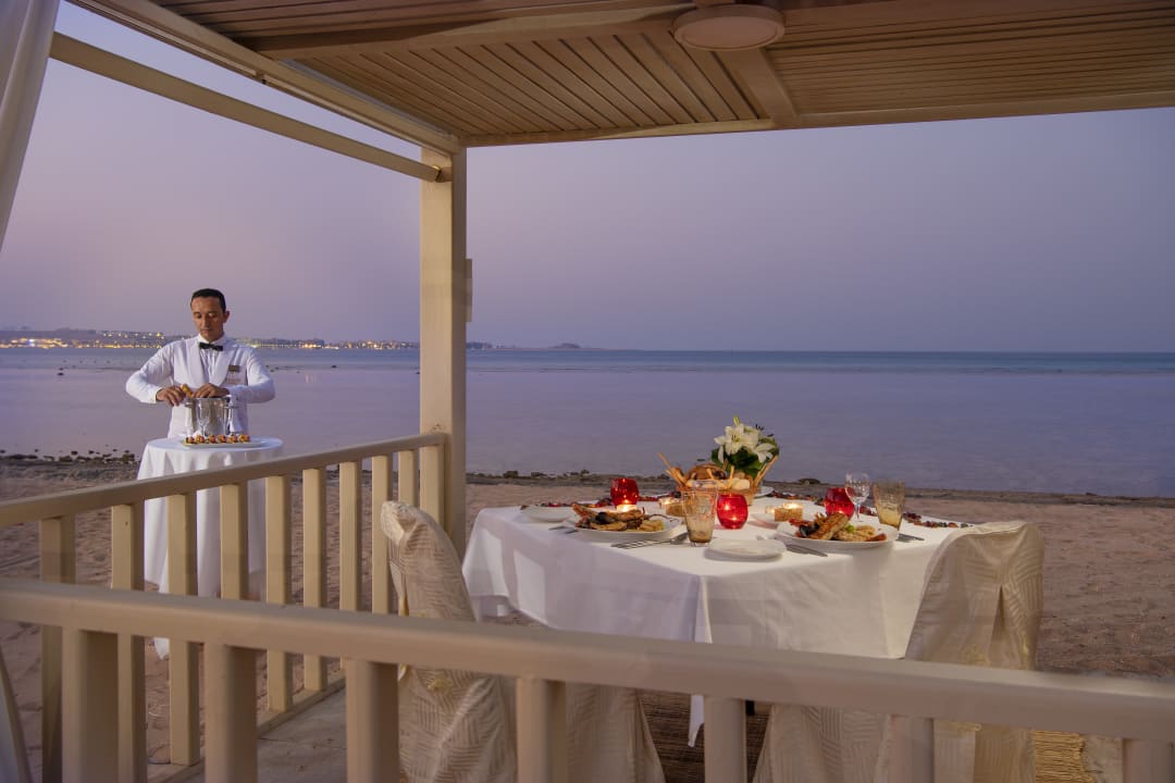 Gastro Premier Le Reve Hotel & Spa