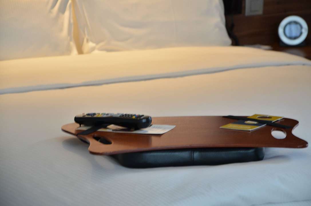 Queen Guestroom Hampton By Hilton Bursa