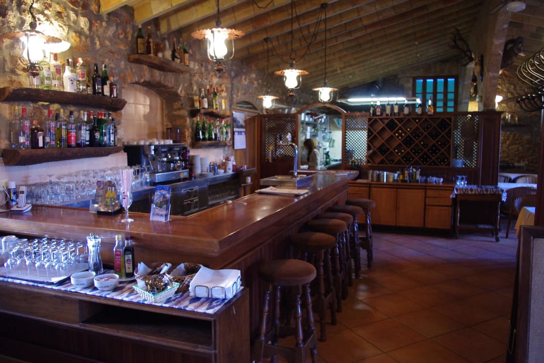 Theke im Speiseraum Hotel Sa Bassa Plana