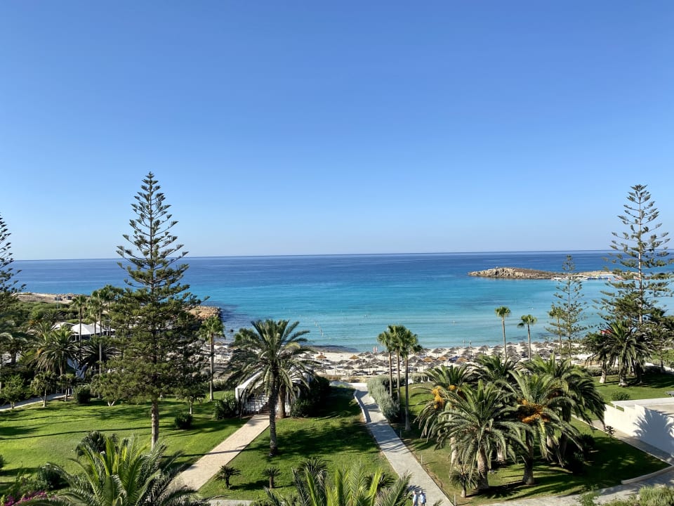 Strand Hotel Nissi Beach Resort