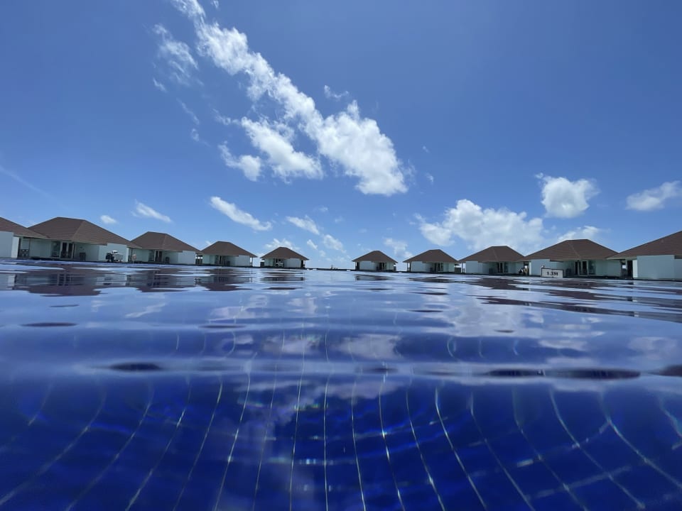 Zimmer Ellaidhoo Maldives by Cinnamon