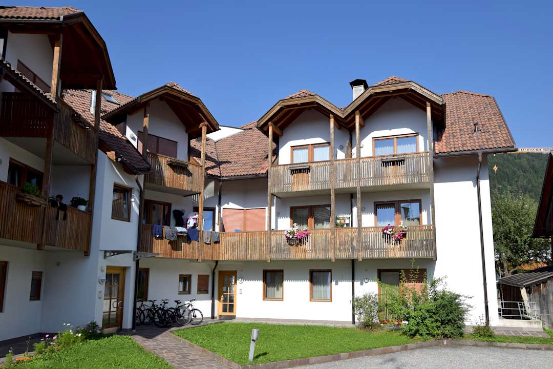 Außenansicht Aurturist Monguelfo/Welsberg