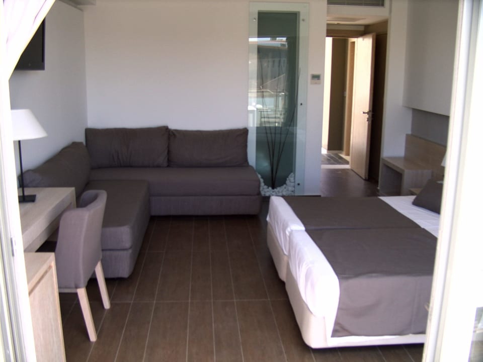 Familienzimmer-familyroom  Akti Palace Resort & Spa