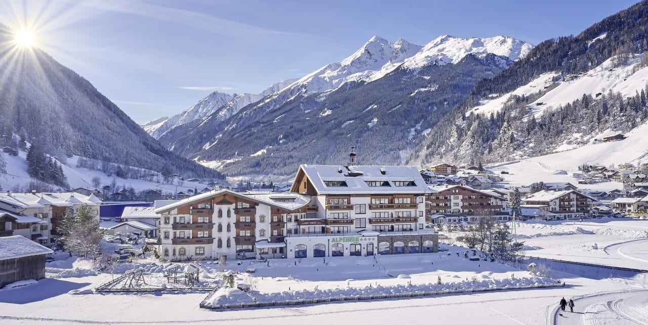 Außenansicht Alpeiner Nature Resort Tirol