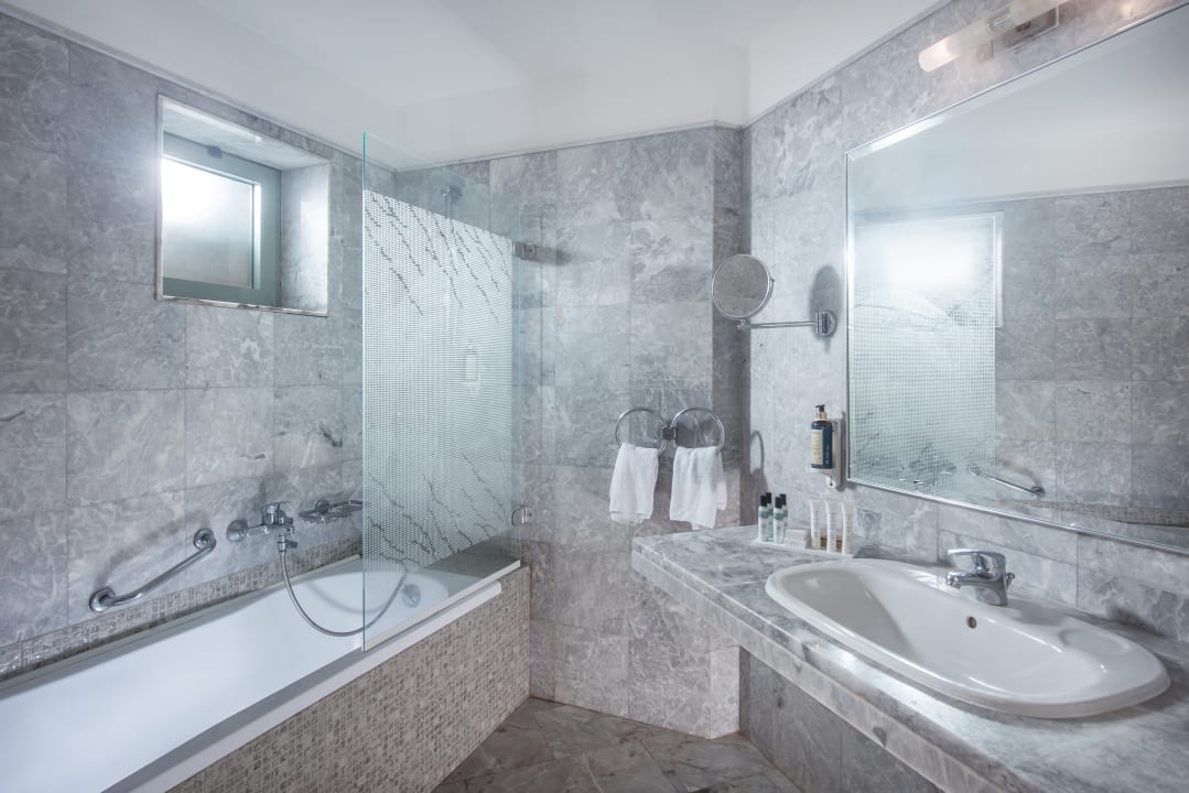 Zimmer Bella Beach Hotel