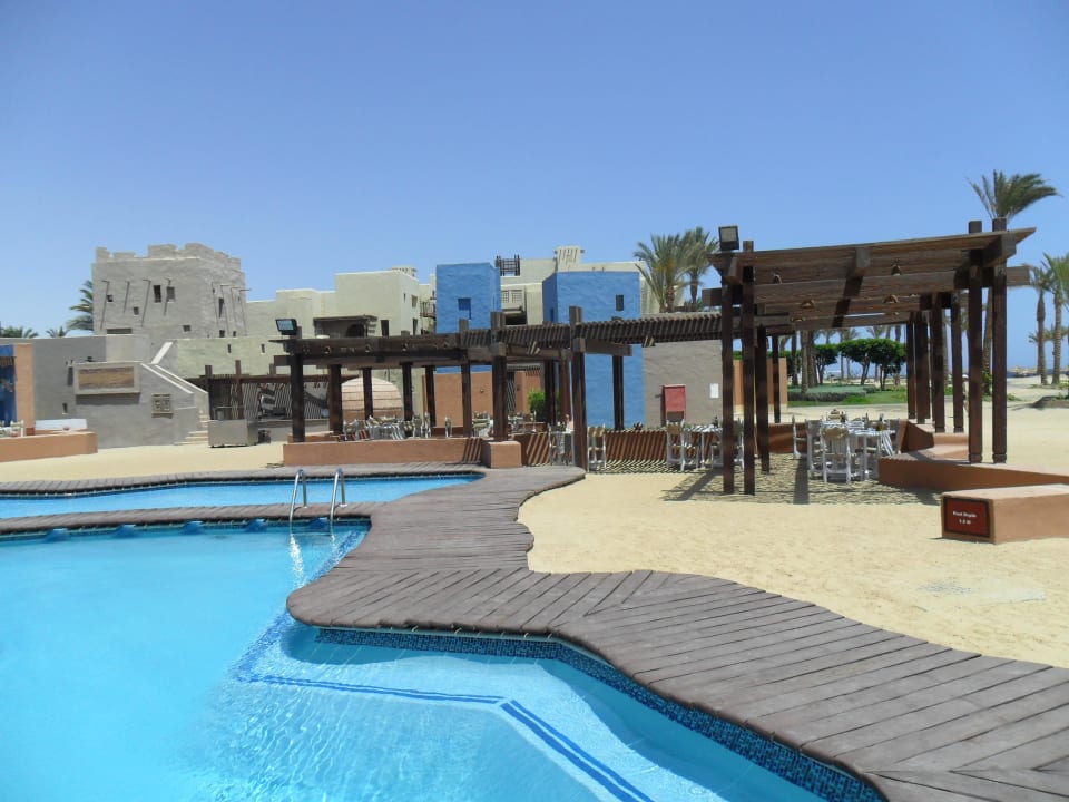 Piscina del ristorante Cardamom Pickalbatros Sands Hotel - Port Ghalib