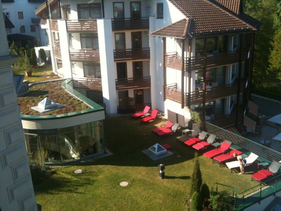 Blick in den Garten Romantischer Winkel RoLigio® & Wellness Resort