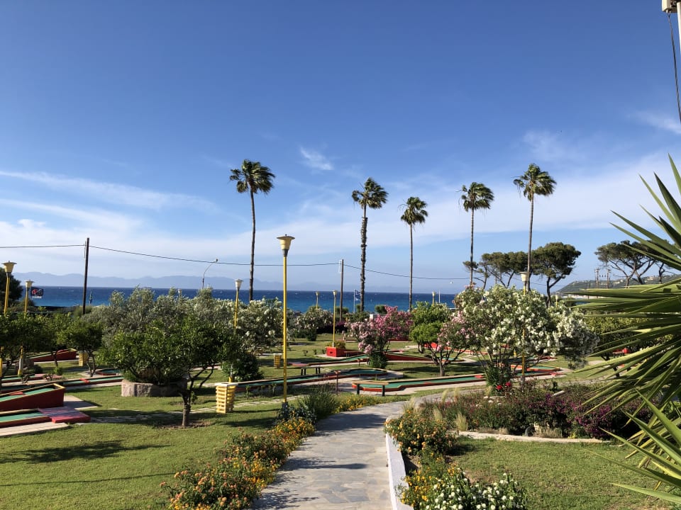 Gartenanlage Olympic Palace Resort Hotel & Convention Center