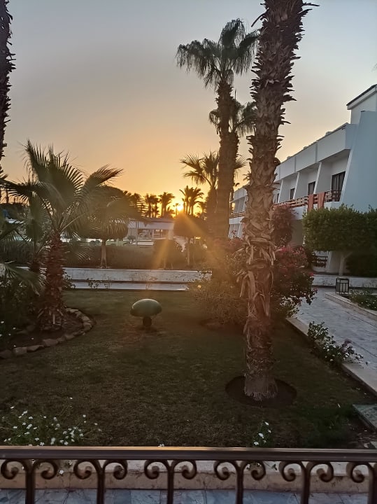Ausblick The Grand Hotel Hurghada