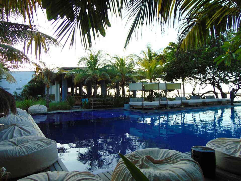 Pool Amber Lombok Beach Resort