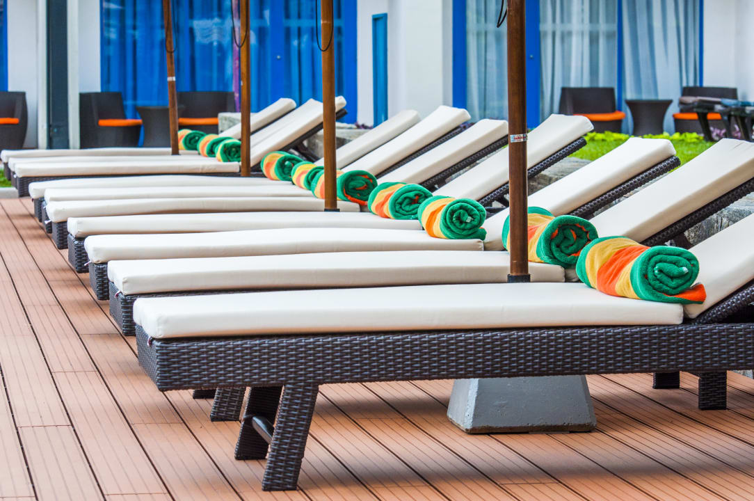 Pool Hotel Camelot Beach