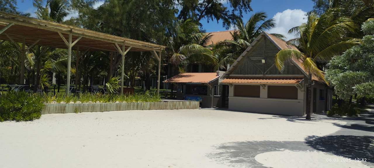 Sport & Freizeit Crystals Beach Resort Belle Mare, a member of Radisson Individuals