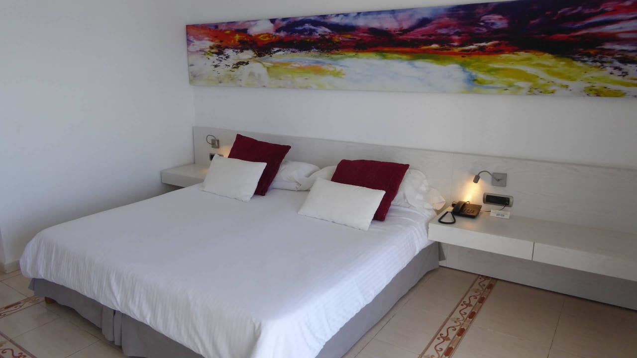 200x200 Bett TUI BLUE Los Gigantes