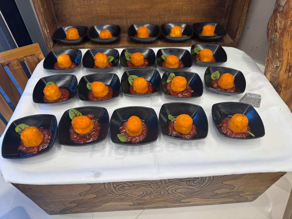 Gastro High Beach Resort