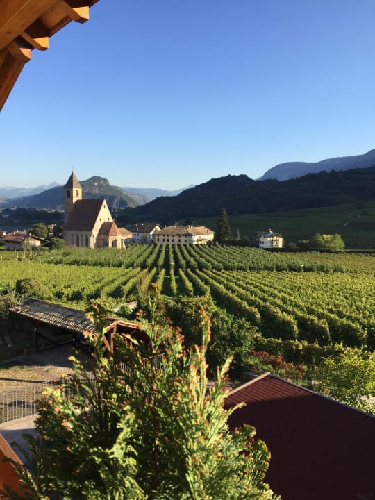 Blick Balkon Whg. Schloss Enn Residence Renate