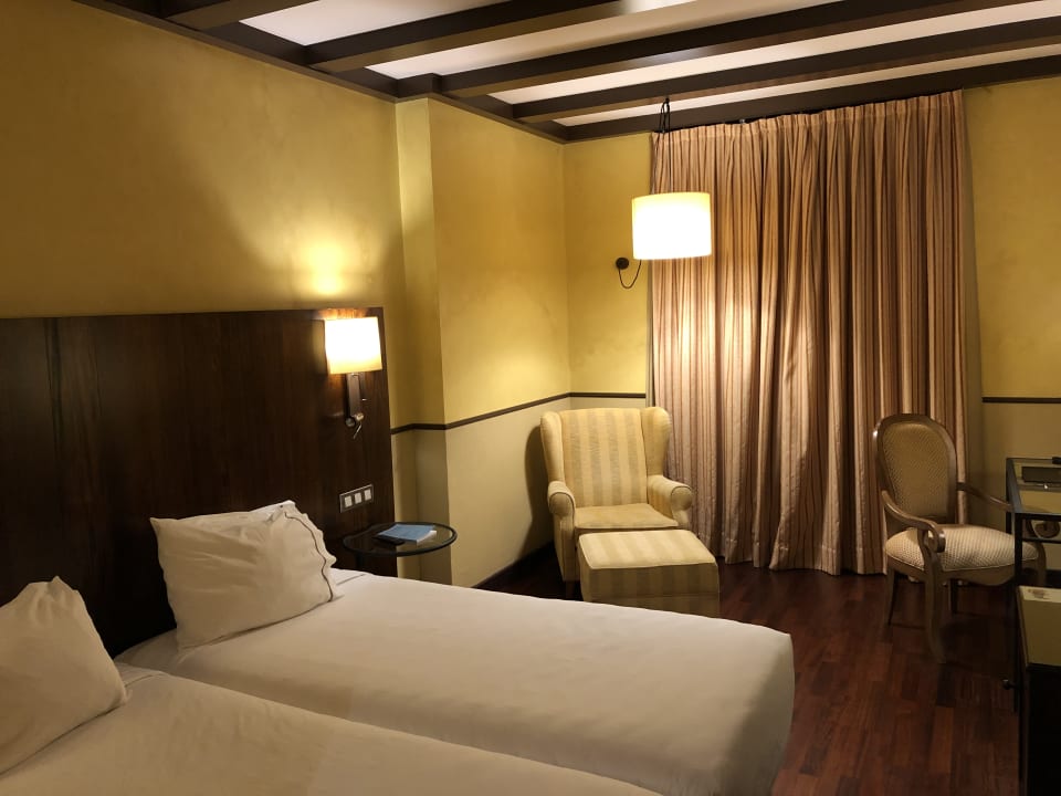 Zimmer Hotel AC Palacio del Carmen