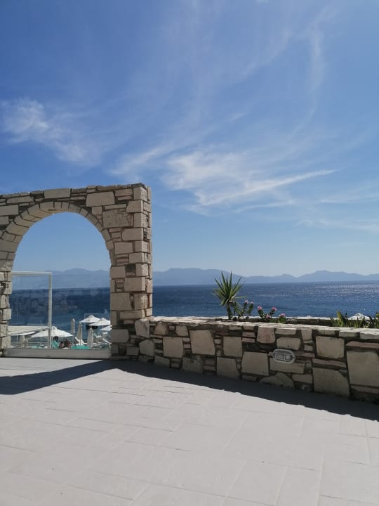 Außenansicht Dimitra Beach Hotel & Suites