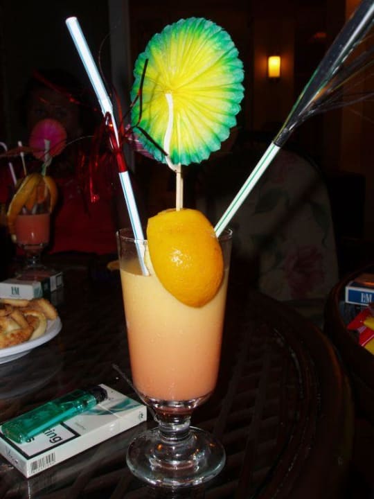 Drinki w lobby Telatiye Resort